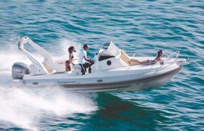 capelli_inflatable_boat_ribs_top_line_tempest770wa_02-1454x900